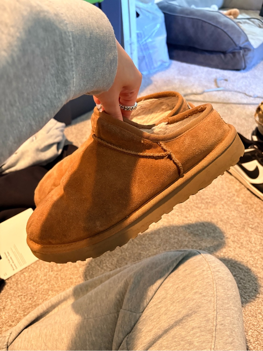 Cozy Women’s Slip-On Shearling Lined Clog - Tan